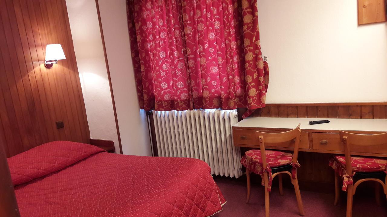 Alp-Hotel Megève Zimmer foto
